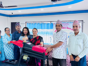 Read more about the article बिर्तामोड नगरपालिकाबाट किसानलाई मेसिन वितरण