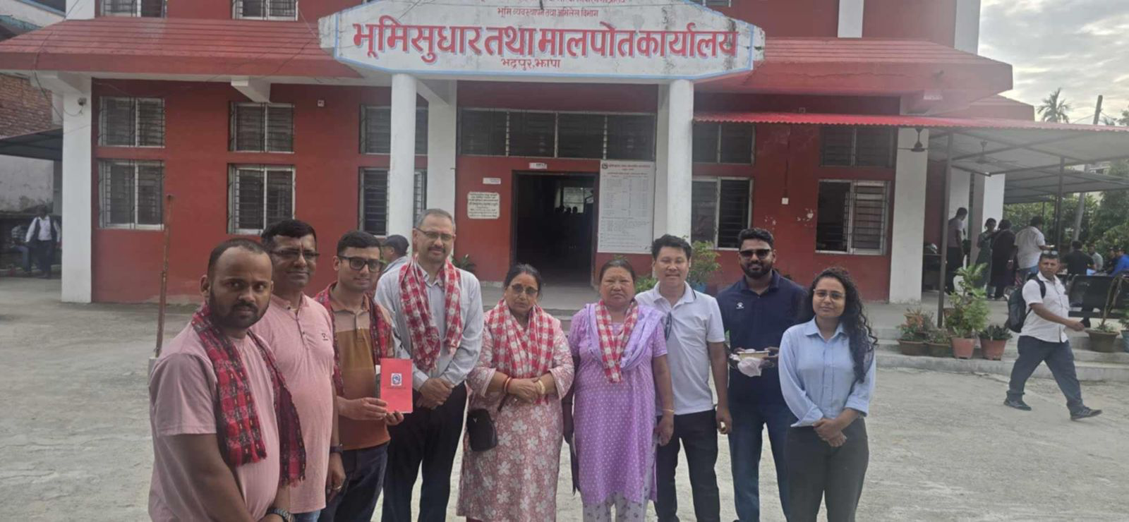 Read more about the article बिर्तामोडमा नेपाल इन्जिनियर्स एशोसिएसनलाई निःशुल्क जग्गा प्रदान