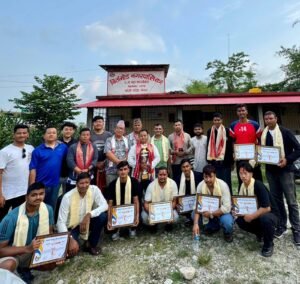 Read more about the article बिर्तामोड–६ खेलकुद विकास समितिद्वारा उपविजेता ट्रफी वडा कार्यालयलाई हस्तान्तरण