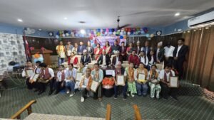 Read more about the article बुद्धशान्ति गाउँपालिकाद्वारा उपभोक्ता समिति र उत्कृष्ट कर्मचारीलाई नगदसहित सम्मान