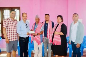 Read more about the article फजुल खर्चको साटो सामाजिक योगदान: व्यवसायी खत्रीको उदाहरणीय पहल