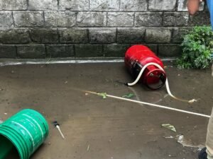 Read more about the article  रतनलाल राजबंशीको घरमा आज बिहान ग्यास लिक भै आगलागी भएको छ।