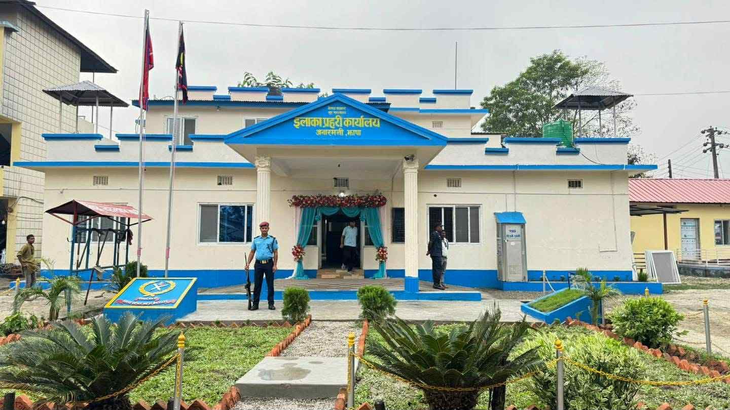 Read more about the article बिर्तामोडबाट गोलीसहित दुई पक्राउ