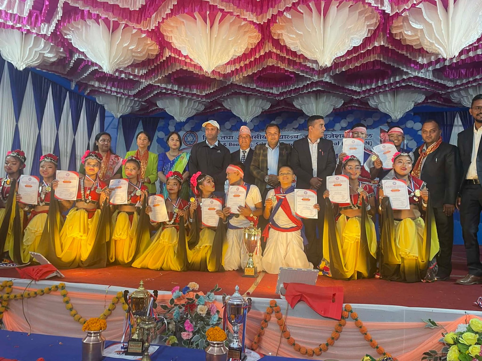 Read more about the article कञ्चन अङ्ग्रेजी माध्यमिक विद्यालयको शैक्षिकमा जस्तै अतिरिक्त क्रियाकलापमा पनी सफलता